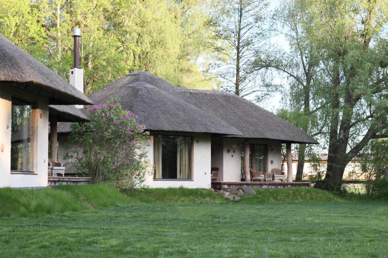 Secret Resort Club Pereyaslav-Khmelʼnytsʼkyy Exteriör bild