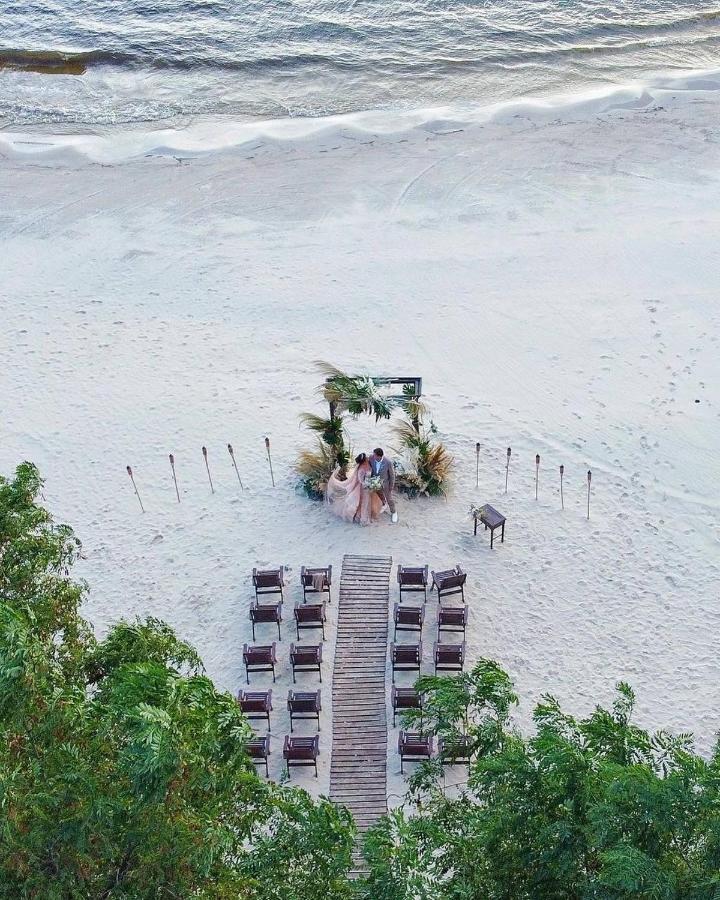 Secret Resort Club Pereyaslav-Khmelʼnytsʼkyy Exteriör bild