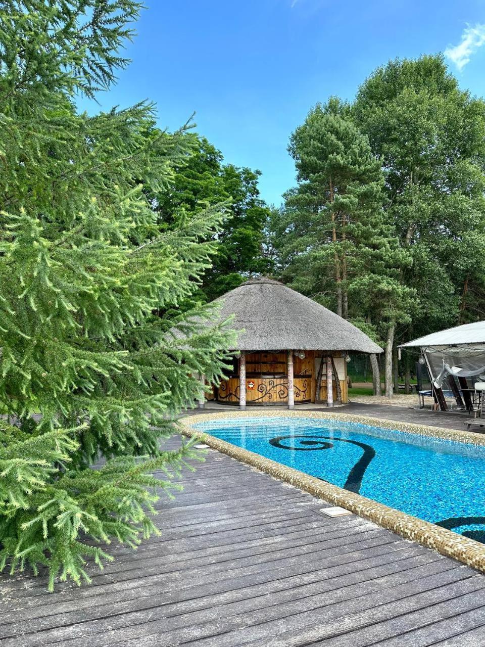 Secret Resort Club Pereyaslav-Khmelʼnytsʼkyy Exteriör bild